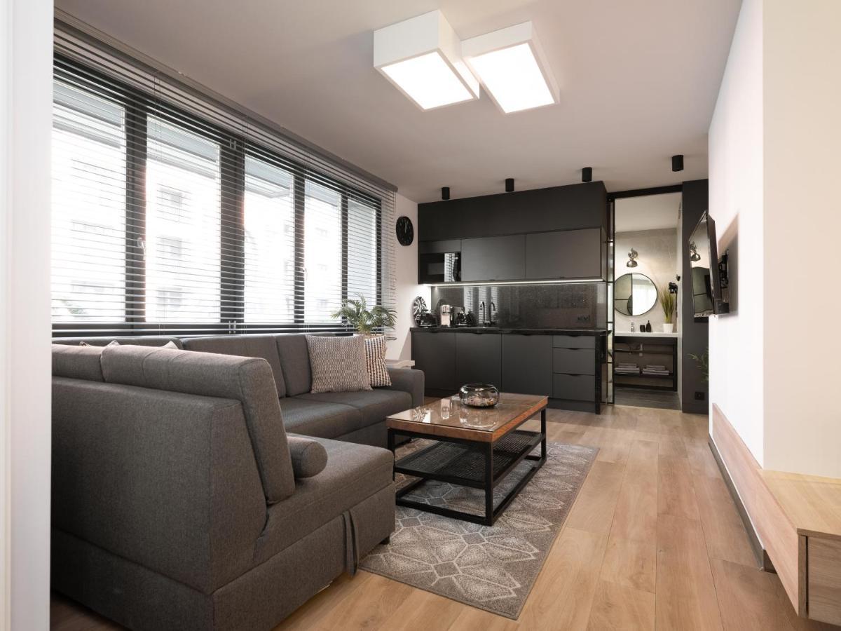 Jacuzzi Apartments Krasków Εξωτερικό φωτογραφία