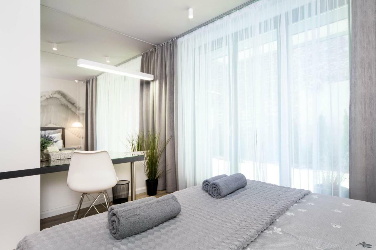 Jacuzzi Apartments Krasków Εξωτερικό φωτογραφία