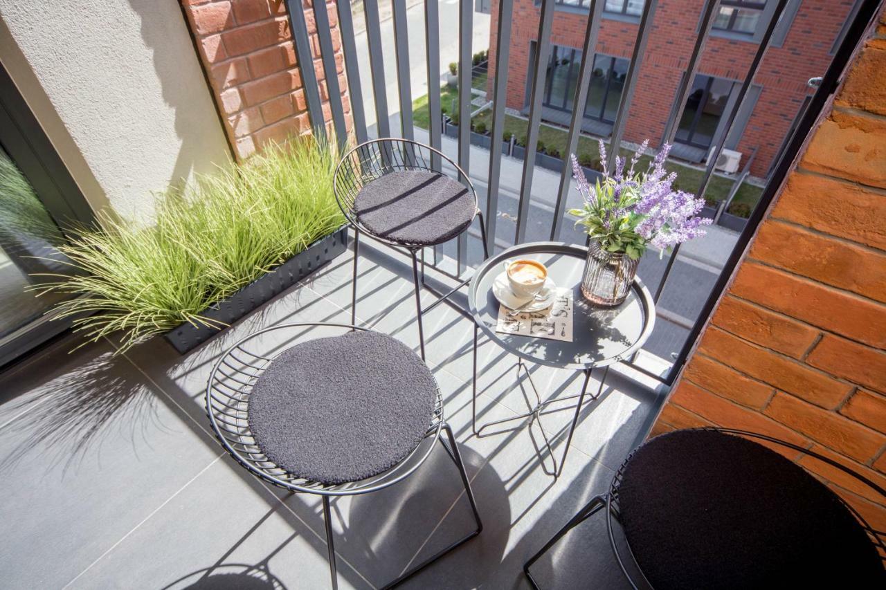 Jacuzzi Apartments Krasków Εξωτερικό φωτογραφία