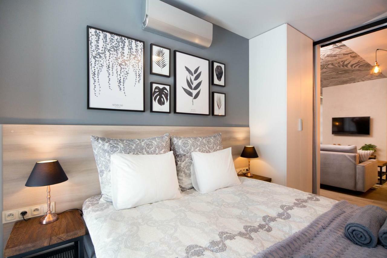 Jacuzzi Apartments Krasków Εξωτερικό φωτογραφία