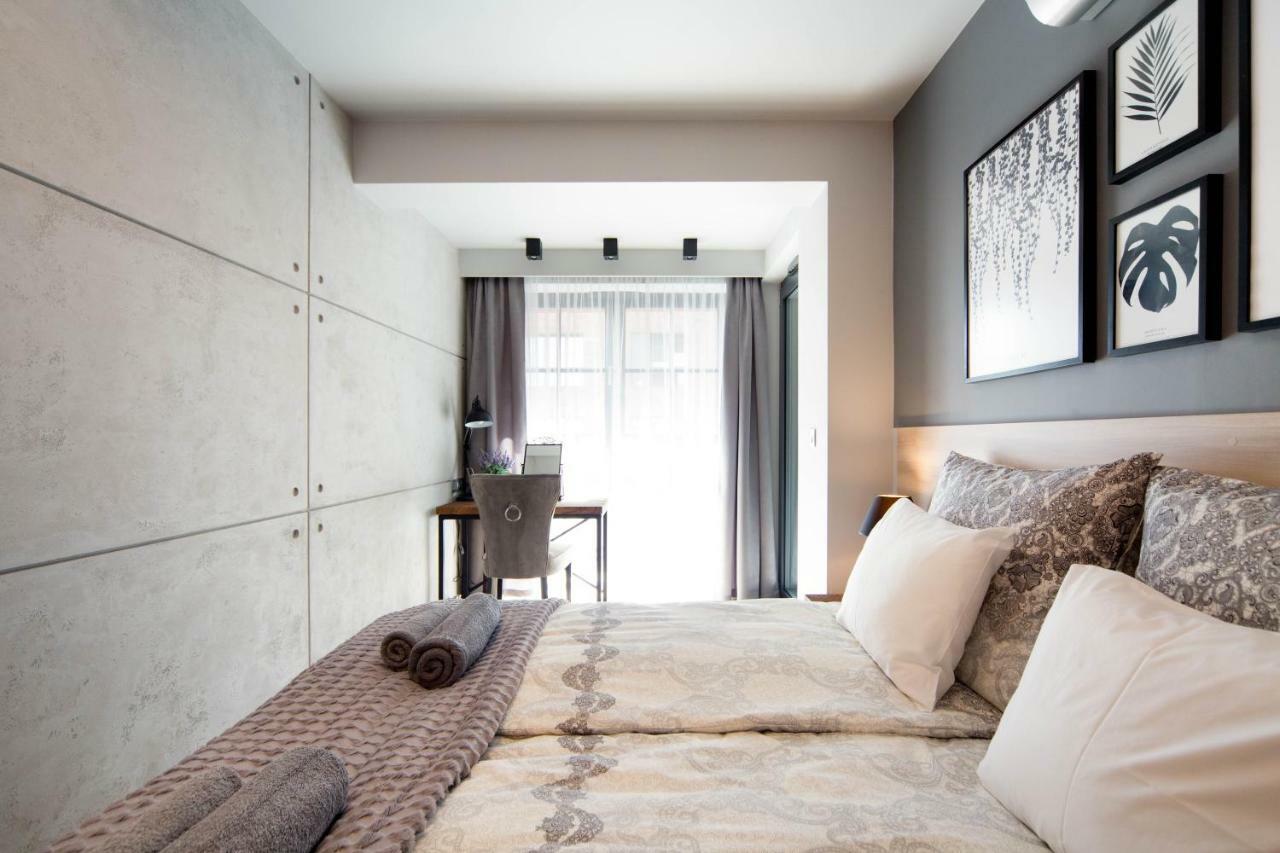 Jacuzzi Apartments Krasków Εξωτερικό φωτογραφία