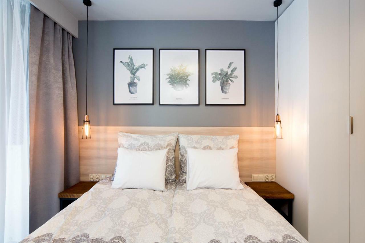 Jacuzzi Apartments Krasków Εξωτερικό φωτογραφία